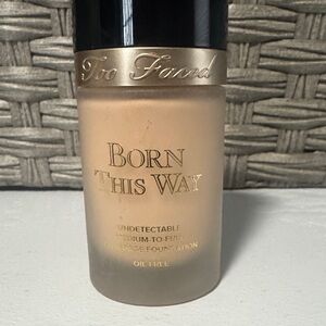 Too Faced Born This Way Foundation - Swan (23) used one time